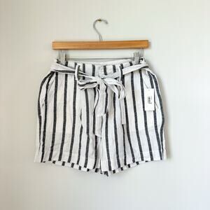 Sanctuary The Artist Island High Rise Casual Paperbag Shorts White/Black 27 NWT